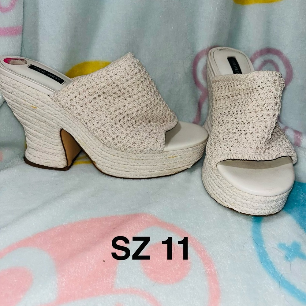 Nine West Cream Woven Mules